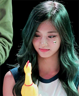 23c19ecf31137f4ea741320ad5dd3968_1467091474_5067.gif