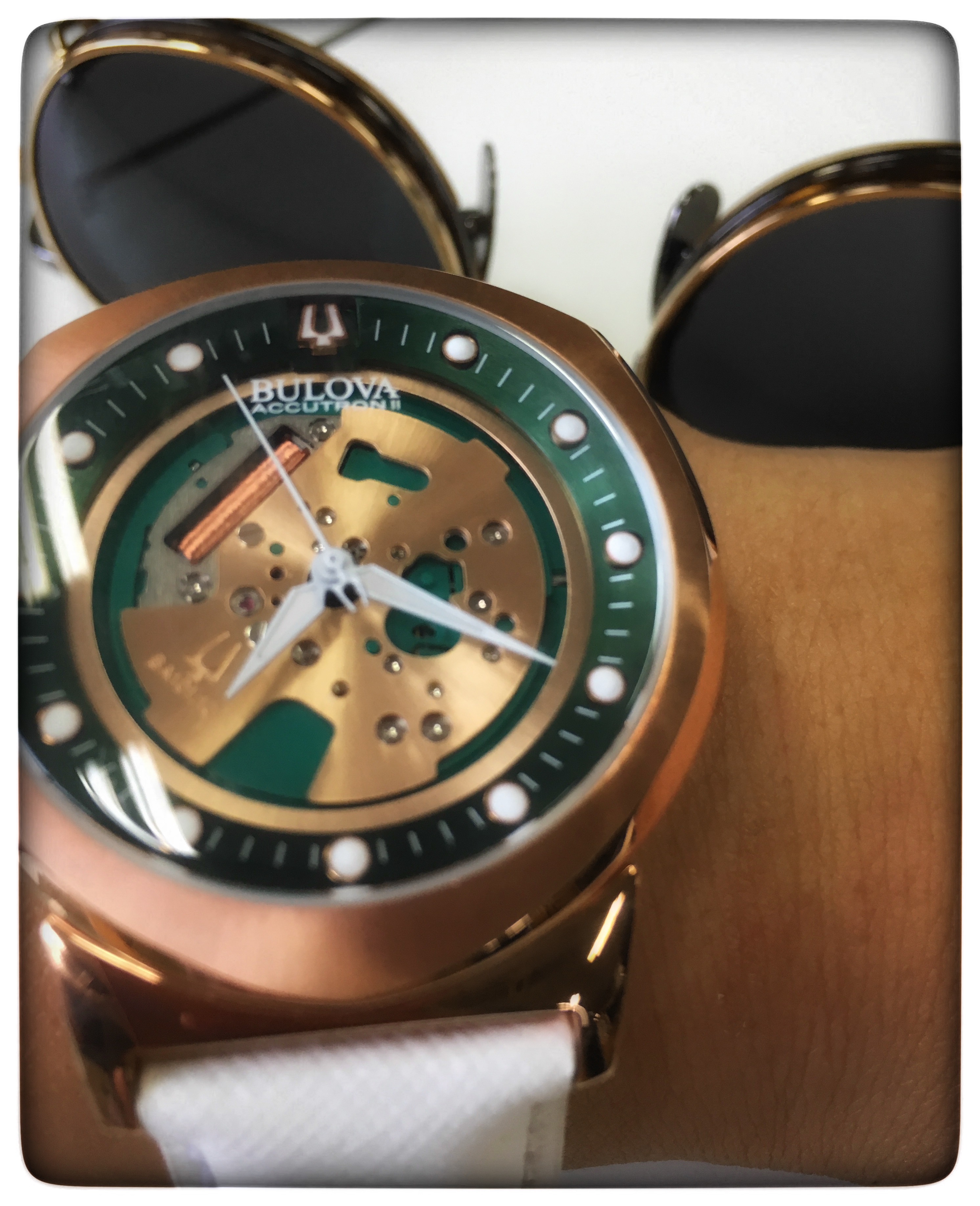 아큐트론 복각 모델 아큐트론2 알파 > 시계포럼 | 딜바다닷컴