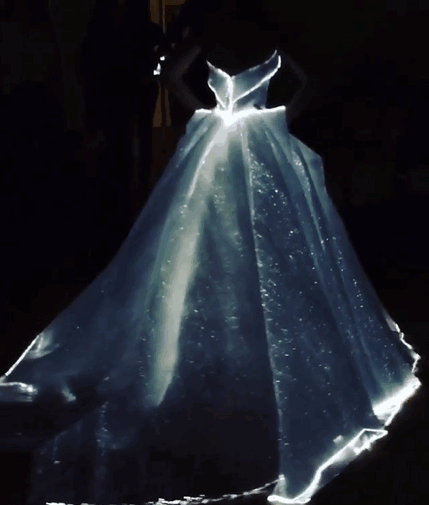 f3d3e2b5573fd9989b95e11ae45d9120_1465532752_1429.gif