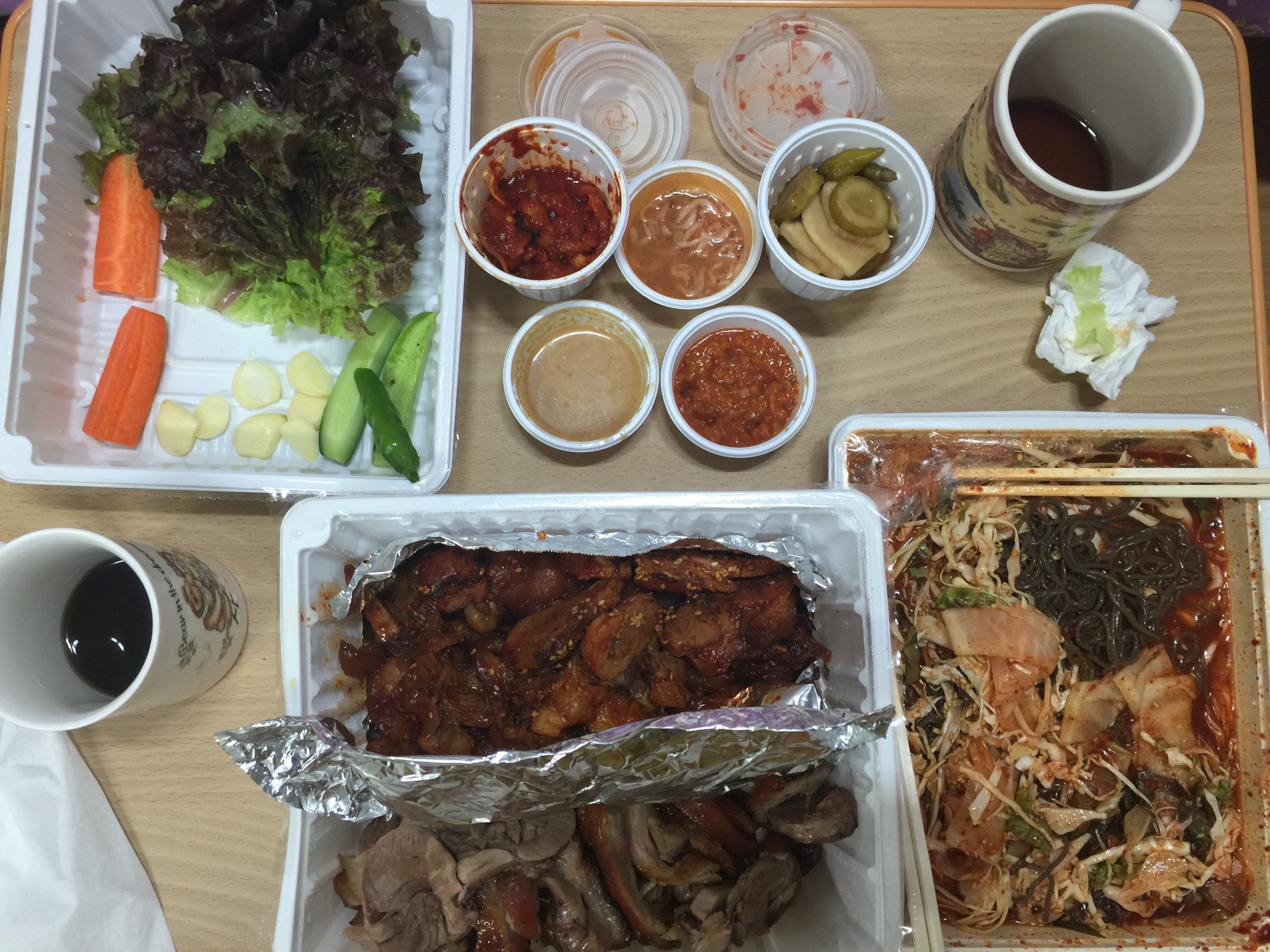 불족과 일반 족발입니다 > 자유갤러리 | 딜바다닷컴 딜바다::불족과 일반 족발입니다 > 자유갤러리