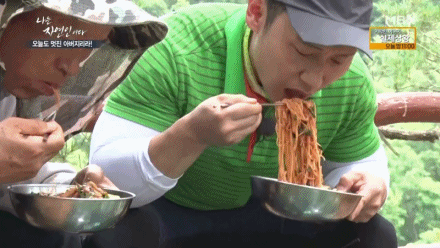 0d96d501357645342f8da5d08bae6a87_1491960651_5134.gif