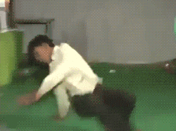 537f7d1ee3cadb7b30b2edbaeb80f33d_1508460530_3702.gif