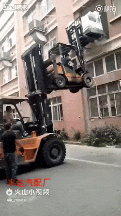 7cb6558302a459cb56a44b6af6dcd0b8_1507692898_96.gif