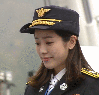 54cae35035f7016ea6af15b3d7a7f889_1510468169_2633.gif