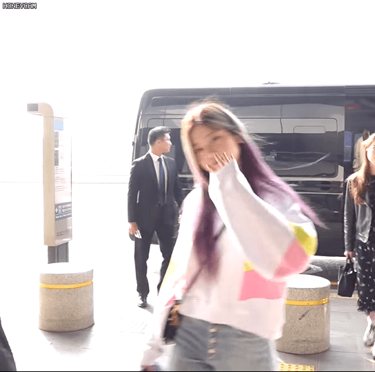 190423 아이즈원 출국