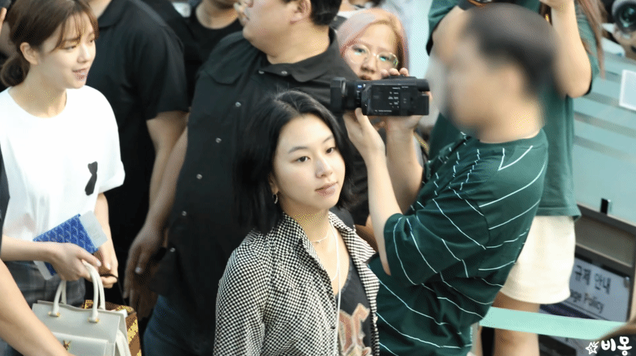 트와이스 출국