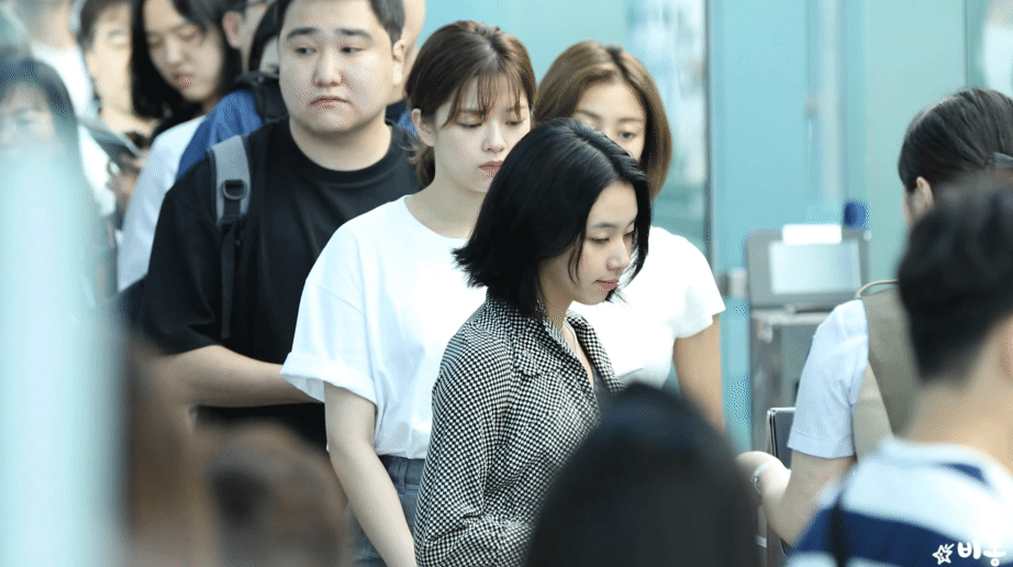트와이스 출국