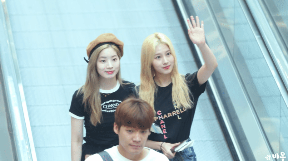 트와이스 출국