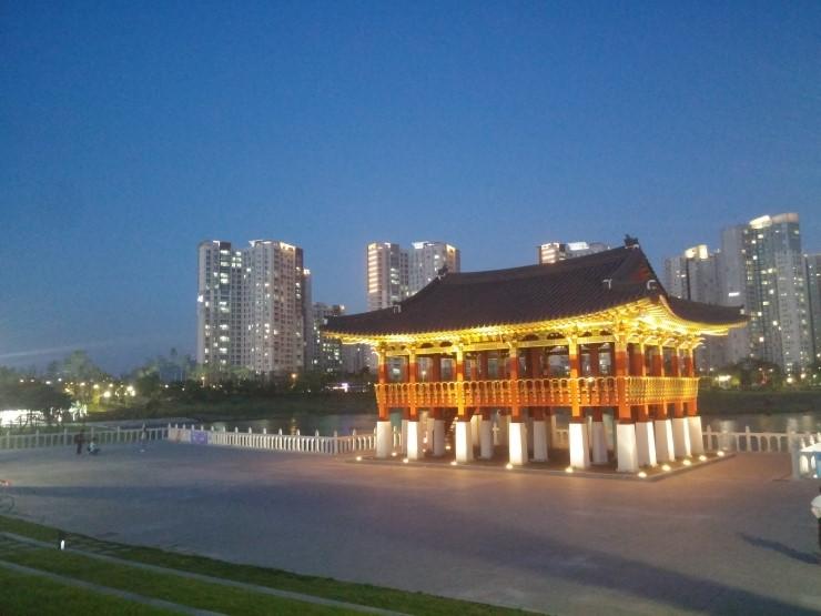 청라 호수공원 청라원 > 자유갤러리 | 딜바다닷컴 딜바다::청라 호수공원 청라원 > 자유갤러리