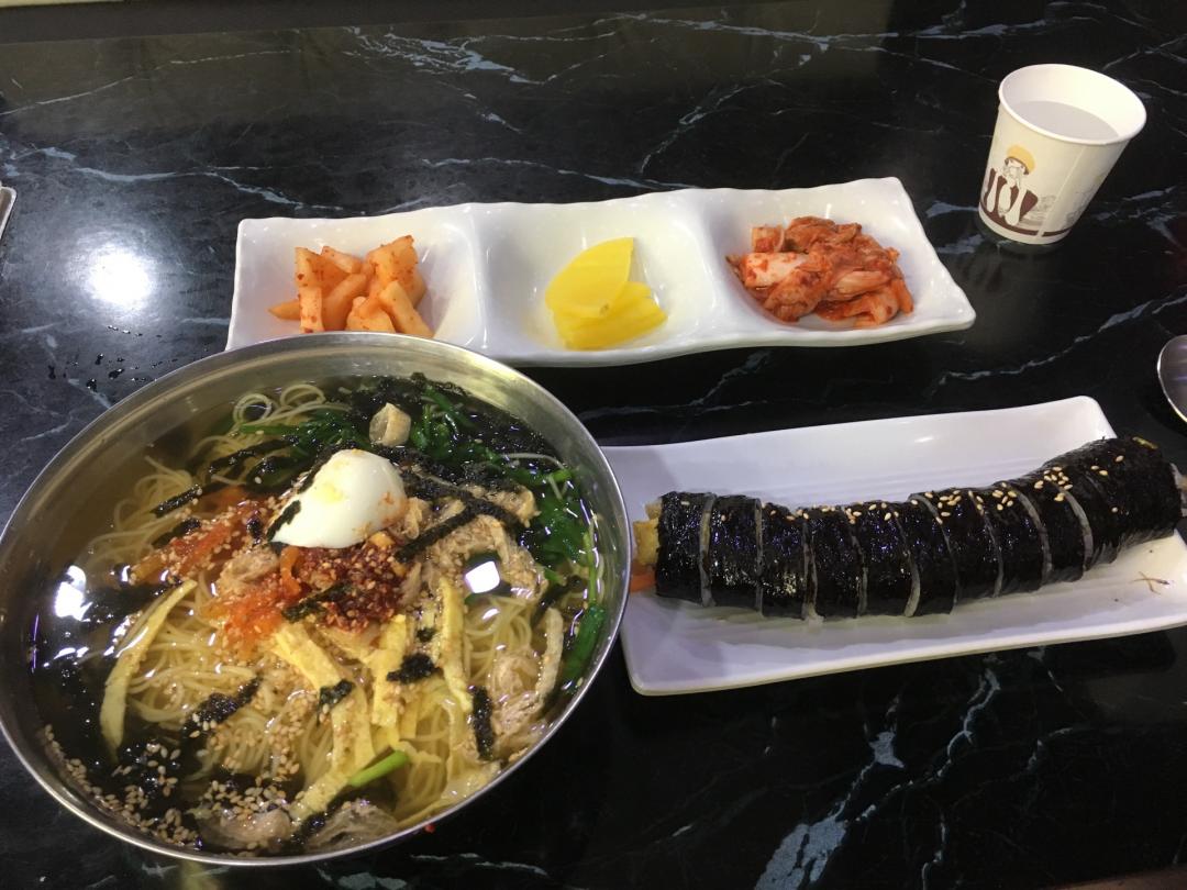 잔치국수&김밥 > 자유갤러리 | 딜바다닷컴 딜바다::잔치국수&김밥 > 자유갤러리