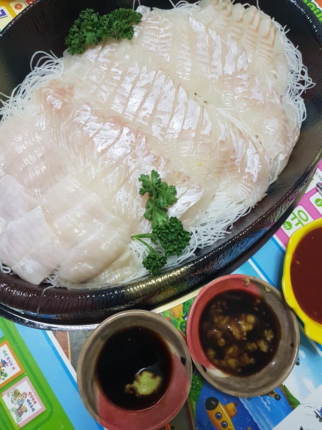 이마트발 광어회 > 자유게시판 | 딜바다닷컴 딜바다::이마트발 광어회 > 자유게시판