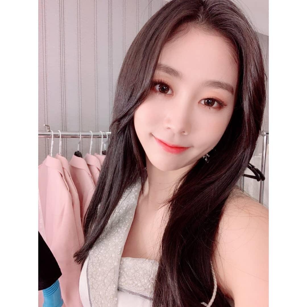 러블리즈 눈큰애