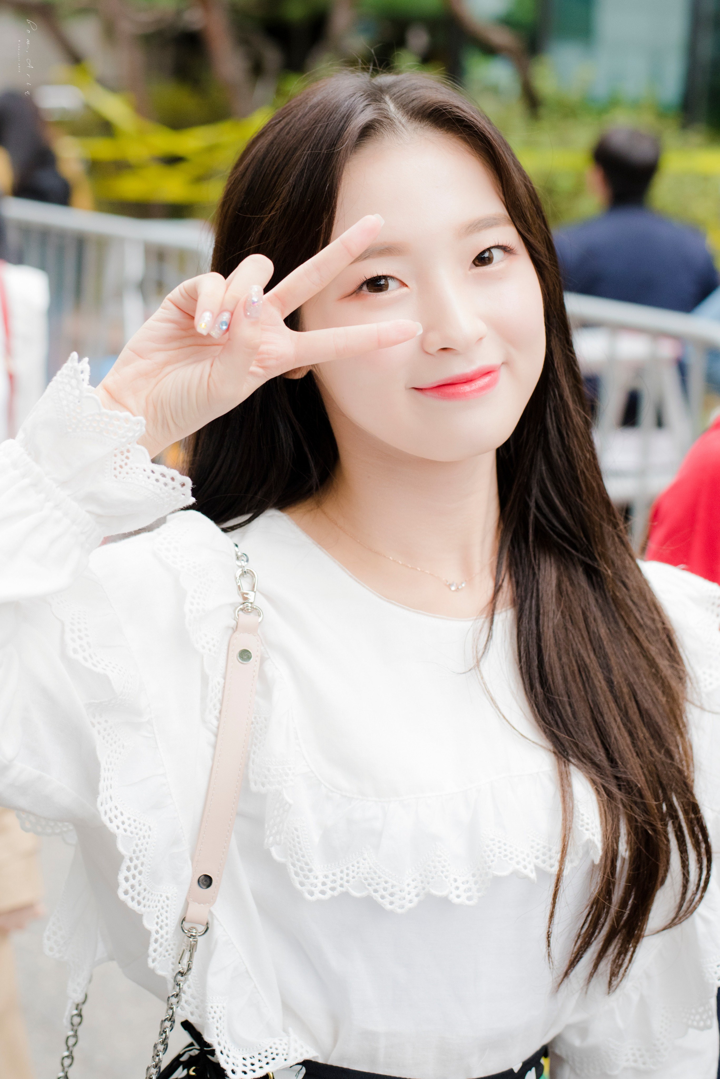 반짝반짝 아린이 > 연예인포럼 | 딜바다닷컴